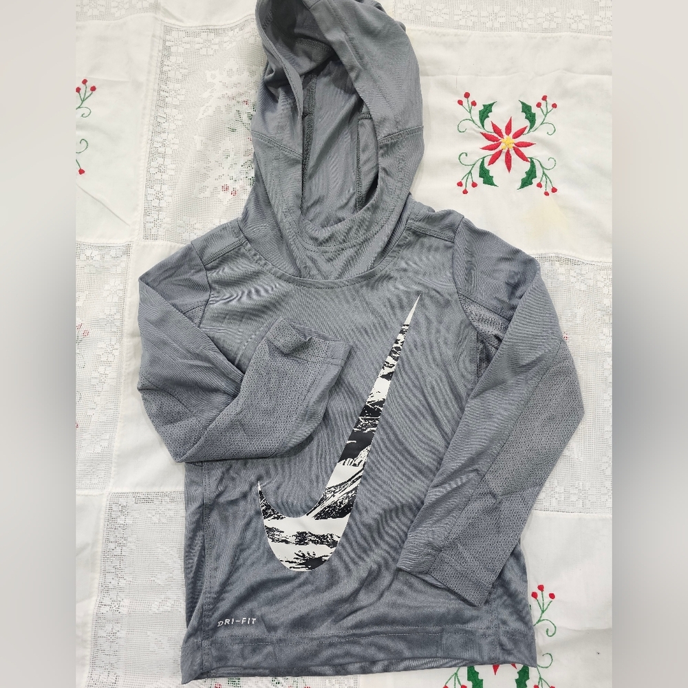 Nike Kids lightweight long sleeve hoodie Dri Fit Size 3-4 Years Gray